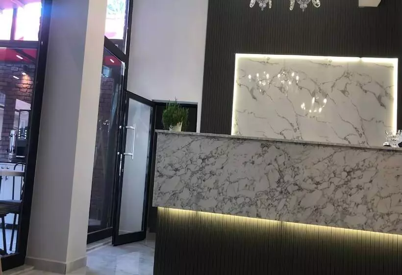 هتل Rinascente