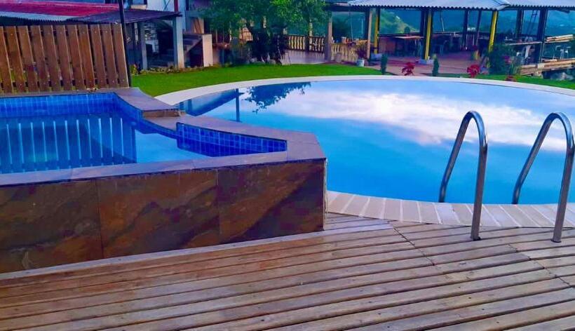 Mountain View Hostel