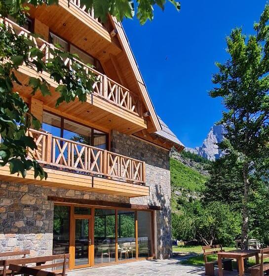 Neokulla Hotel   By Kol Gjoni