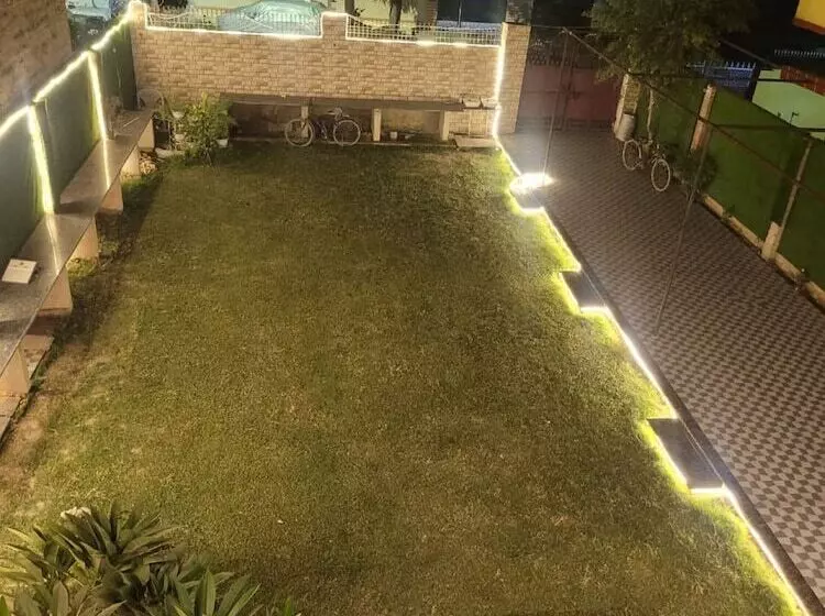 Majatalo Goroomgo Kashi Paradise Varanasi