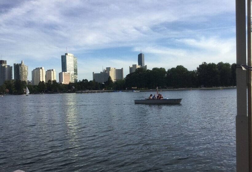 Ajo Vienna Beach   Contactless Check In