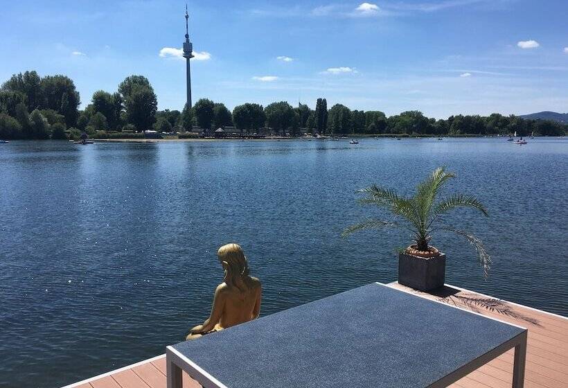 Ajo Vienna Beach   Contactless Check In