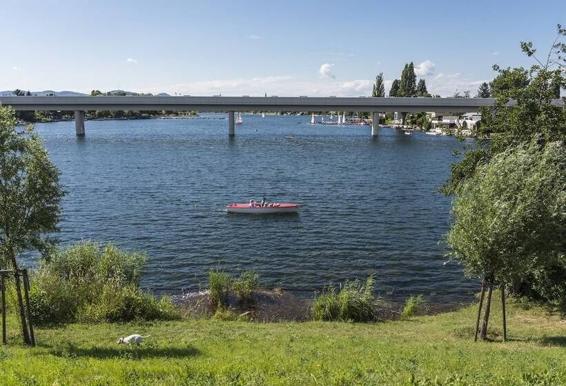 Ajo Vienna Beach   Contactless Check In