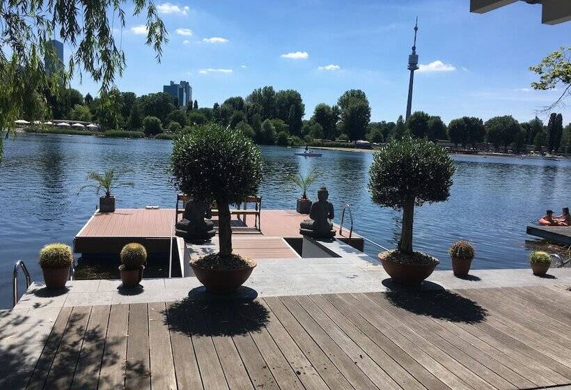 Ajo Vienna Beach   Contactless Check In