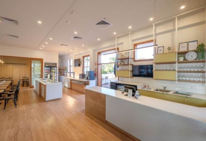 Barney Beach Accommodation