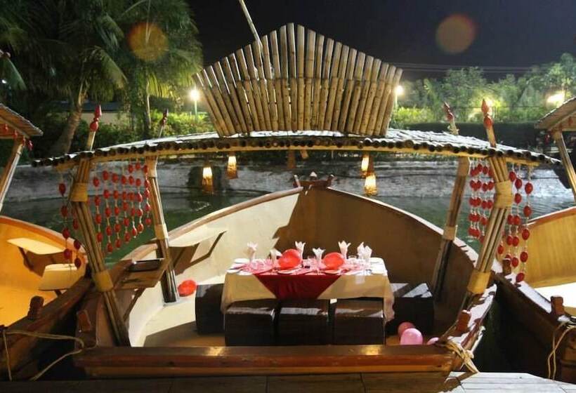 호텔 Aarohi Starz Club