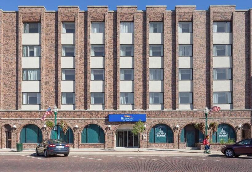 Отель Baymont By Wyndham Delavan Near Lake Geneva