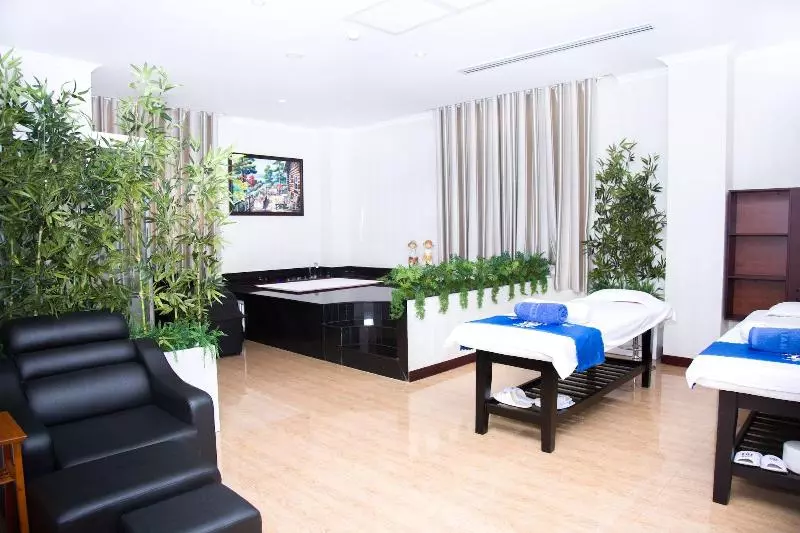 Hai Ba Trung Hotel & Spa