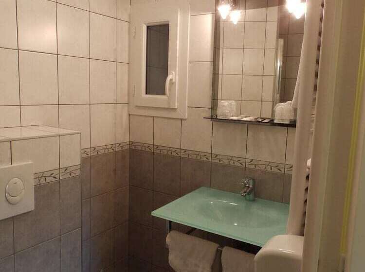 فندق Logis Hôtel Restaurant Les Cévennes