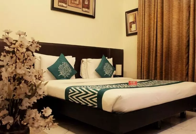 ホテル Oyo Rooms Rajouri Garden Metro Station