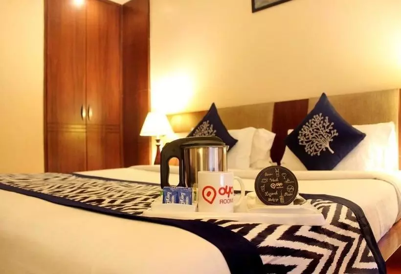ホテル Oyo Rooms Rajouri Garden Metro Station