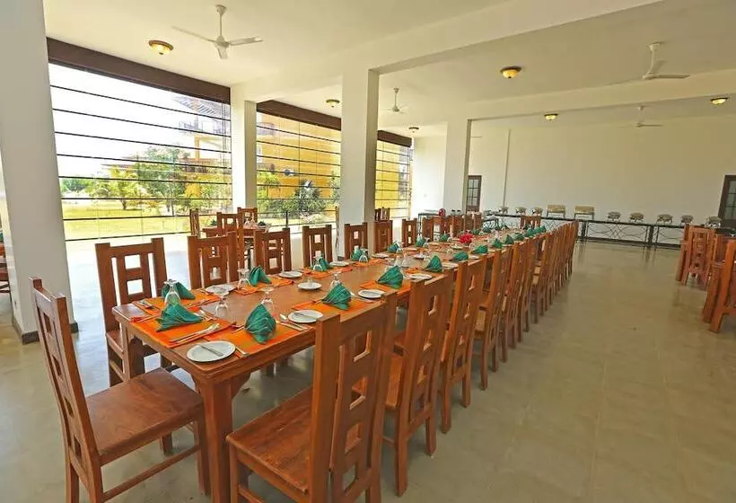 ホテル Passi Villas Passikudah