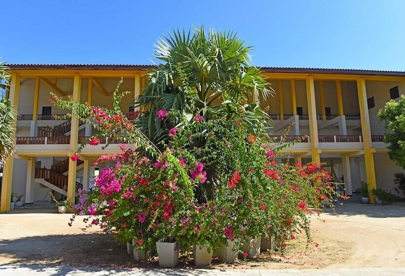 בית מלון כפרי Passi Villas Passikudah