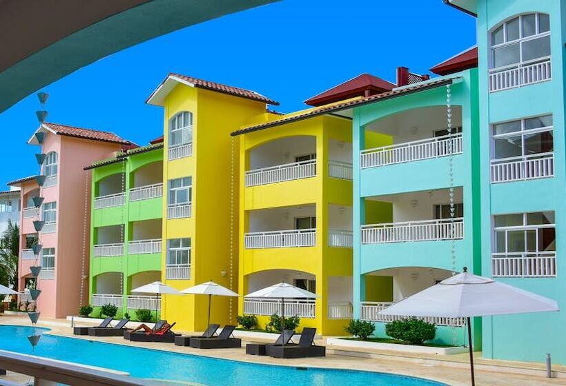 Los Flamencos Aparthotel Beach Club