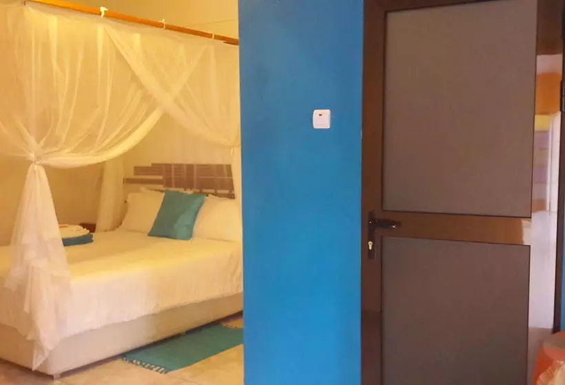 پانسیون Moringa Guest House