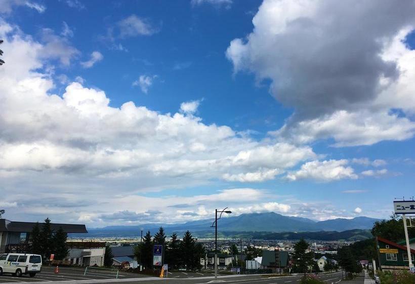 Petit Hotel Melon Furano