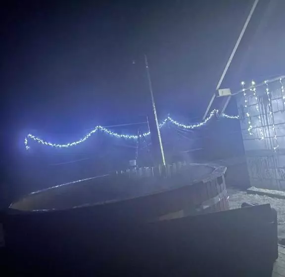 Majatalo Casuta Din Drumul Muntelui