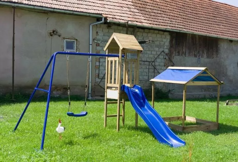 Majatalo Casuta Din Drumul Muntelui