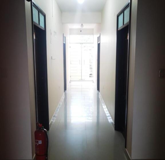 پانسیون Hostal Killa360 Luna