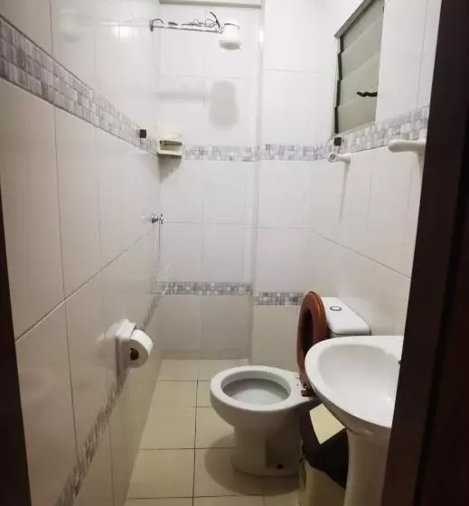 پانسیون Hostal Killa360 Luna