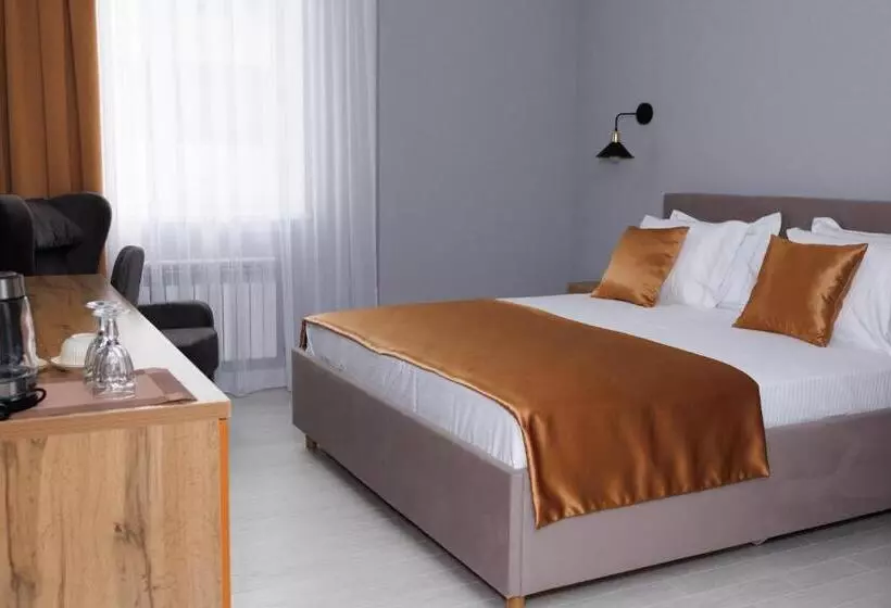 هاستل Boutique Hotel President