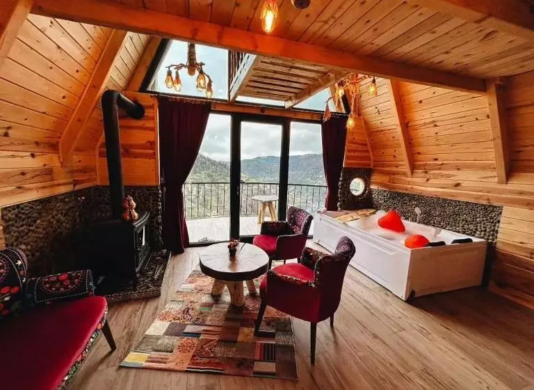 Aamiaismajoitus (B&B) Obilaz Dağ Evleri