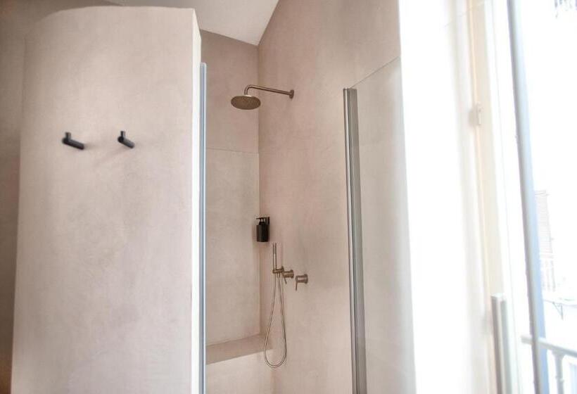 تختخواب و صبحانه Terrazzini Cibele