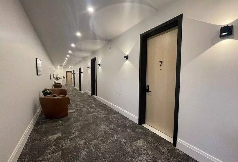 Hotelli Cribs On Main