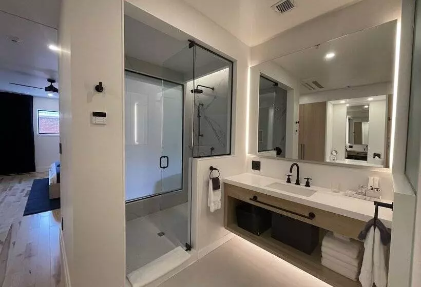 Hotelli Cribs On Main