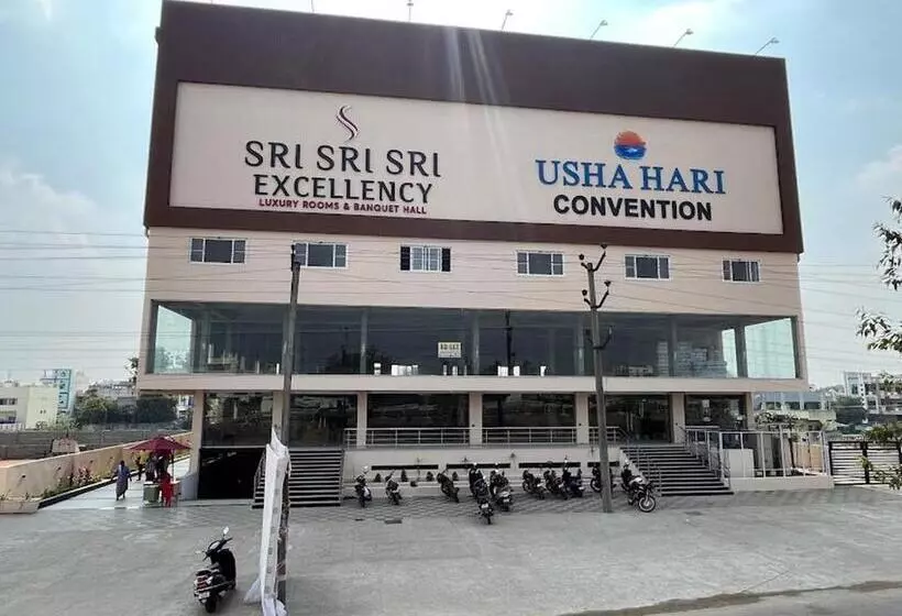 Hotelli Sri Sri Sri Excellency