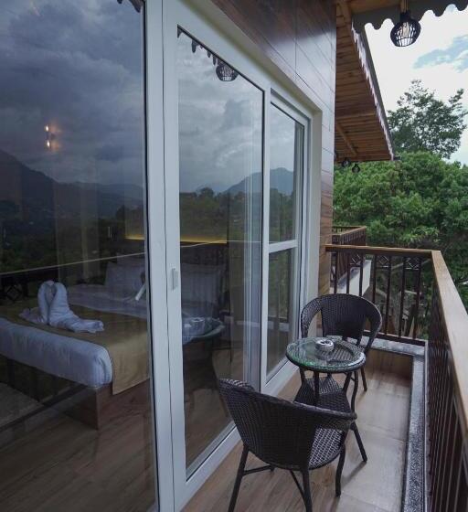 Nivedan Hotel And Resort