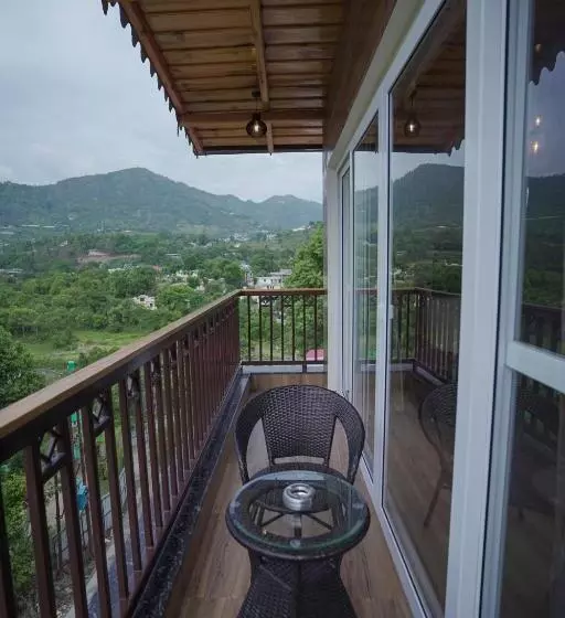 Nivedan Hotel And Resort