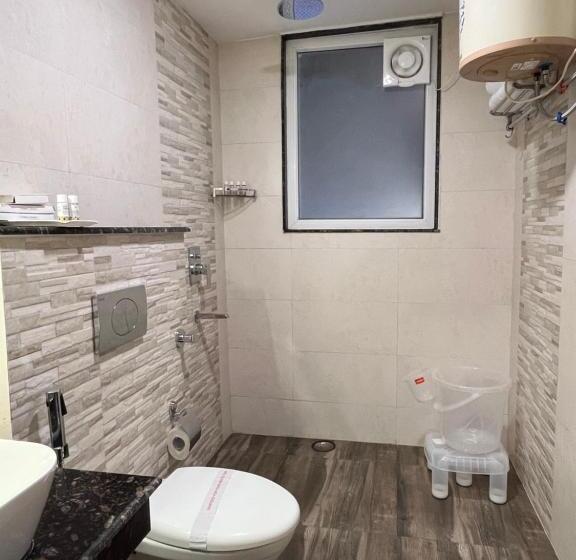 Nivedan Hotel And Resort