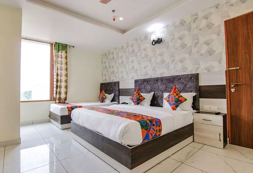 Fabhotel Meridian Inn