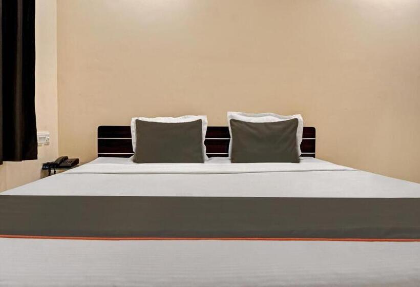 בית מלון כפרי Collection O 81463b Kesar Inn