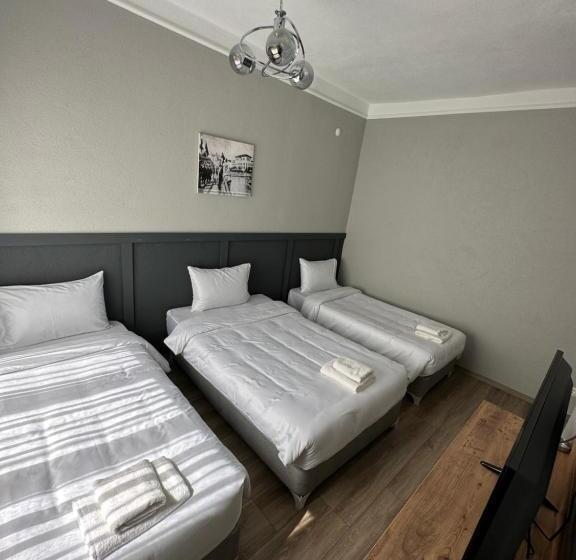 Hotel Deri̇n Buti̇k