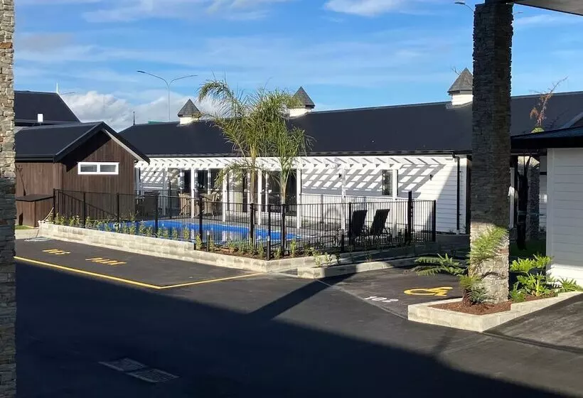 هتل Newina Rotorua