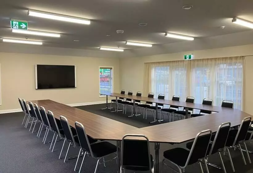 هتل Newina Rotorua