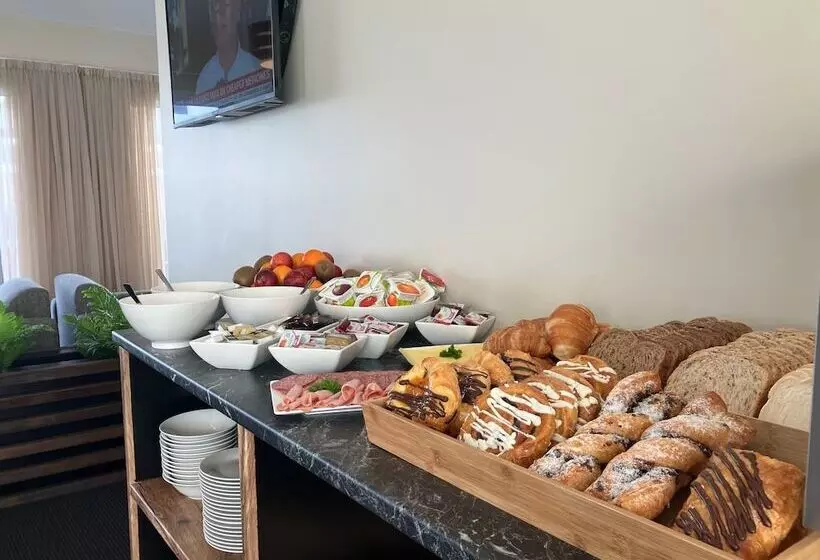 هتل Newina Rotorua