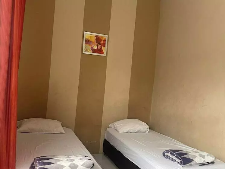 Hotelli Oyo 92696 Bahagia Homestay Syariah