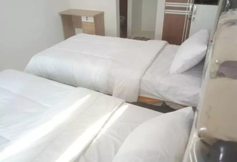 Hotelli Oyo 92696 Bahagia Homestay Syariah