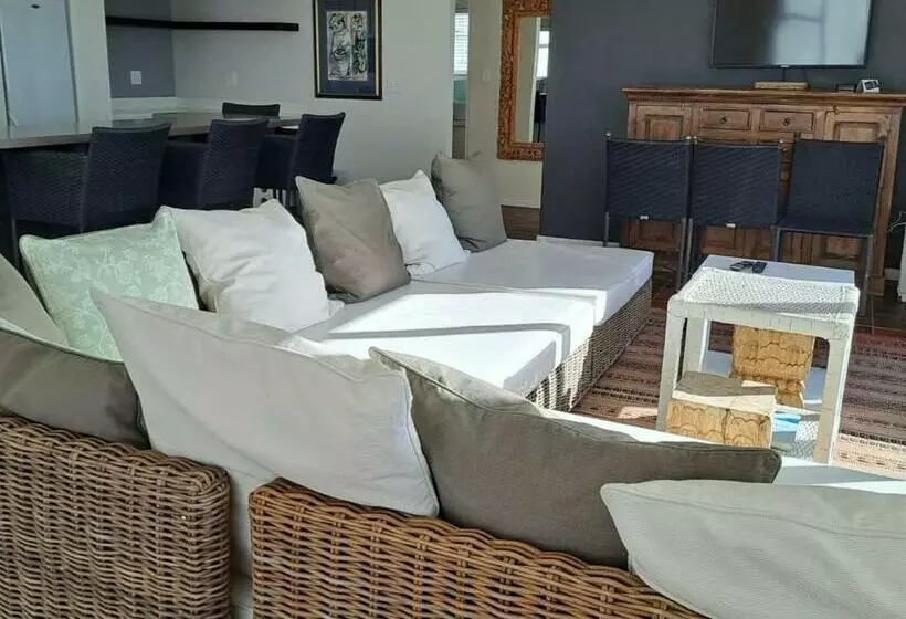 پانسیون Ana S Place Apartments