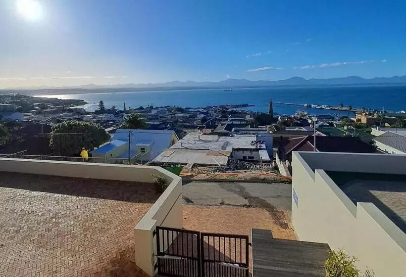 پانسیون Ana S Place Apartments