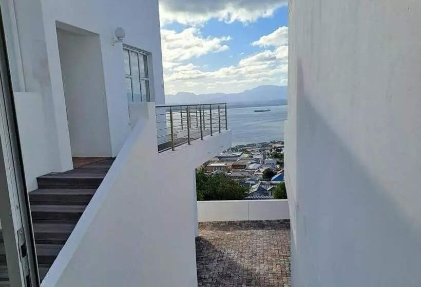 پانسیون Ana S Place Apartments