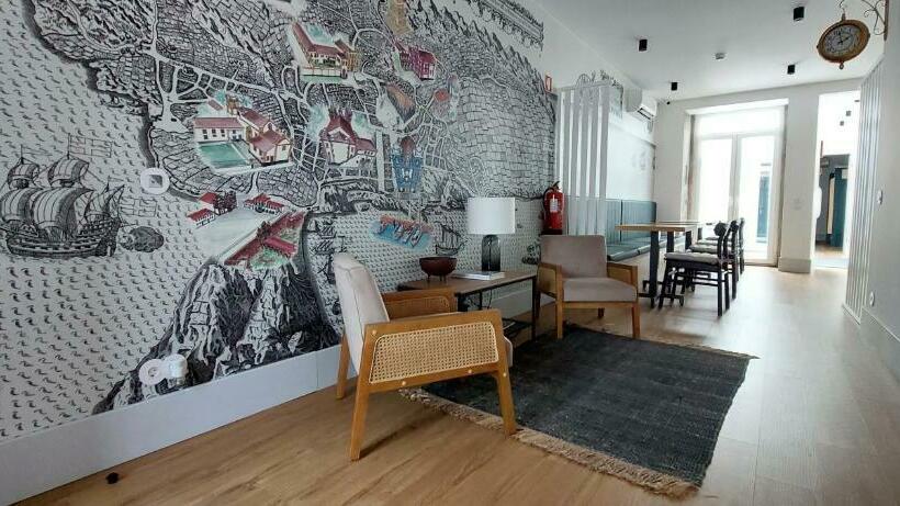 Angra Heritage City Center Hostel