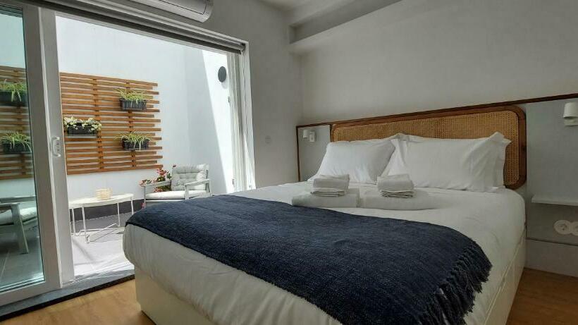 Angra Heritage City Center Hostel