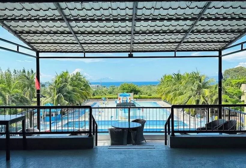 Hotelli Tugsaw Resort