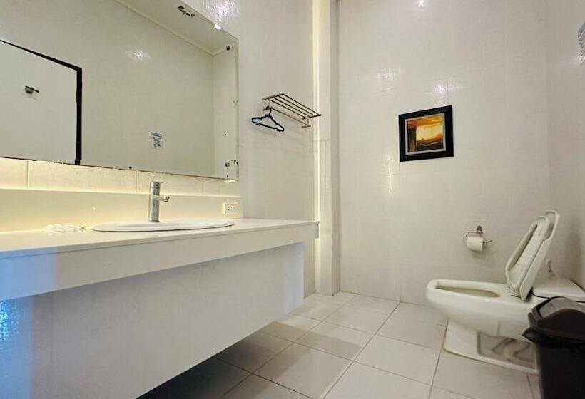 ホテル Tugsaw Resort