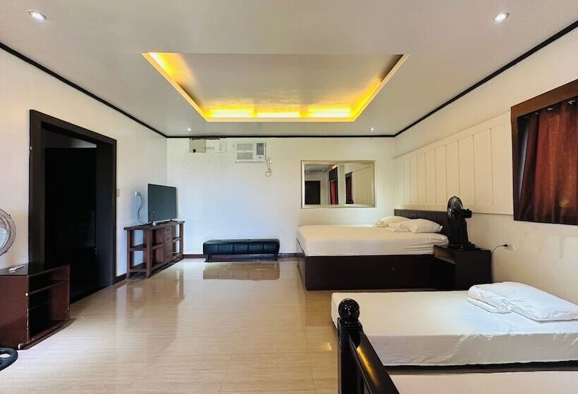 ホテル Tugsaw Resort