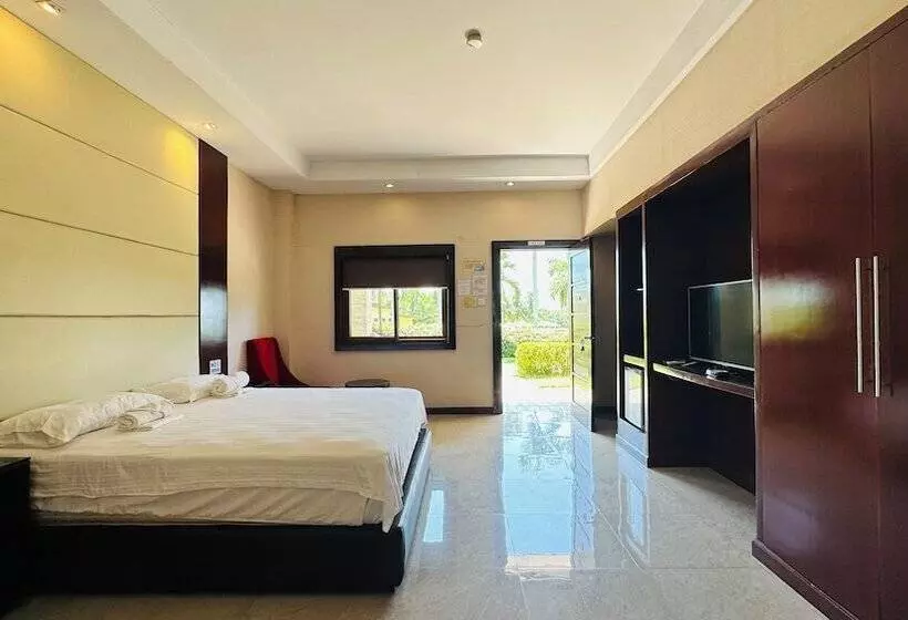 Hotelli Tugsaw Resort